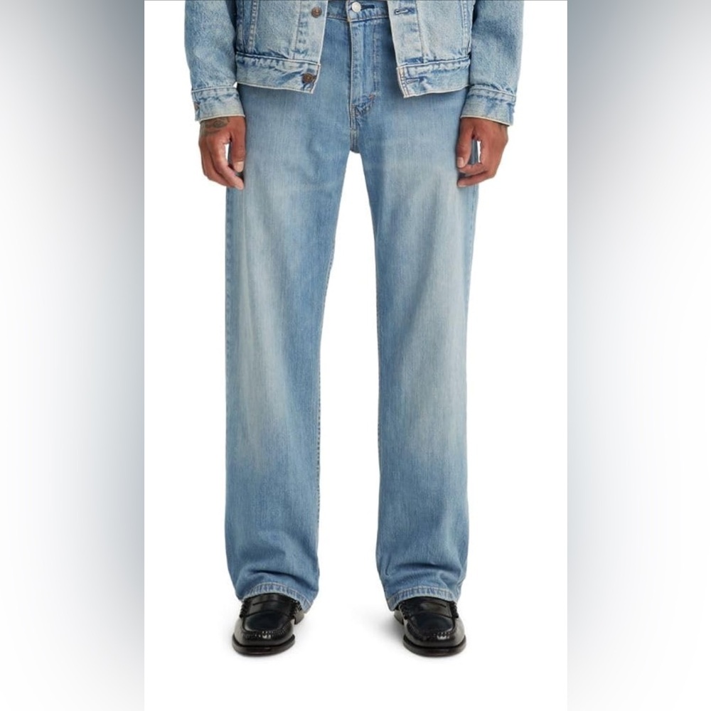 Levi's 569 Men's Classic Light Blue Straight Jeans